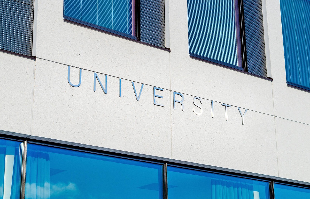 “世界前50名大学排名榜” 世界排名大学前五十名？