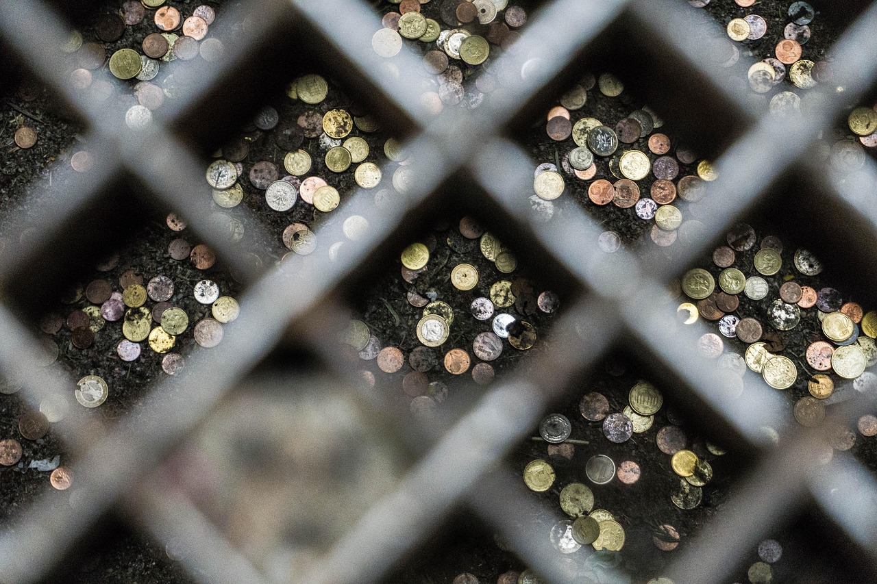 金属与核的区别?〃金属和化合物的关系 金属与核的区别?〃金属和化合物的关系